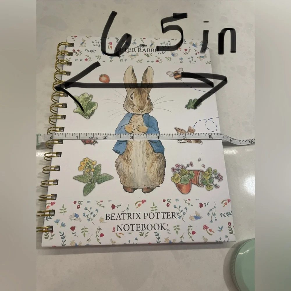 Peter Rabbit‎ Notebook Journal with Dividers